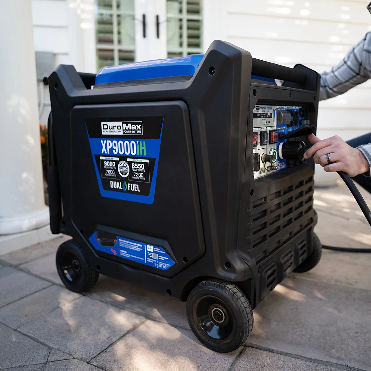 9,000 Watt Portable Dual Fuel Inverter Generator I431155