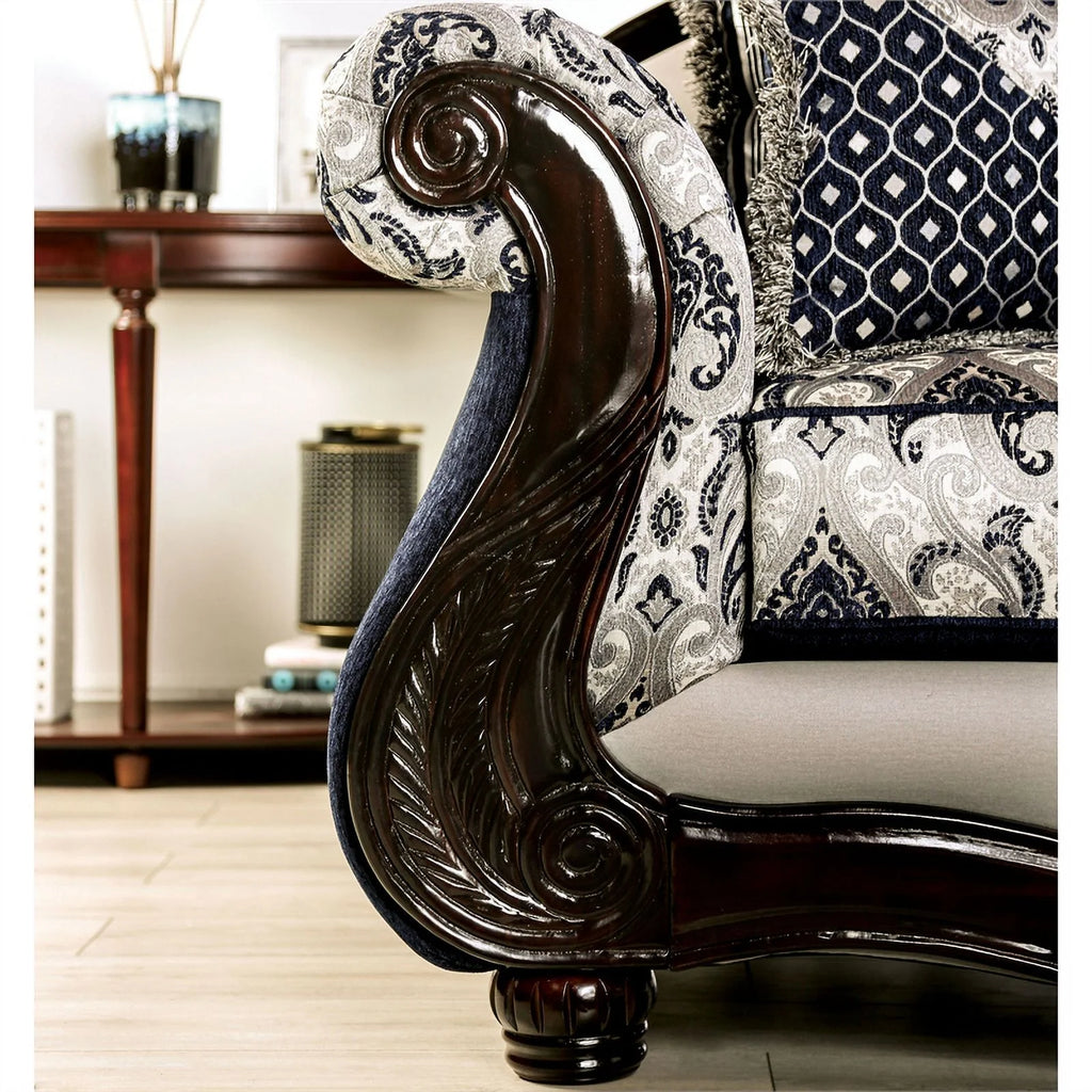 Chenille Upholstered Loveseat with Pillows in Silver L233