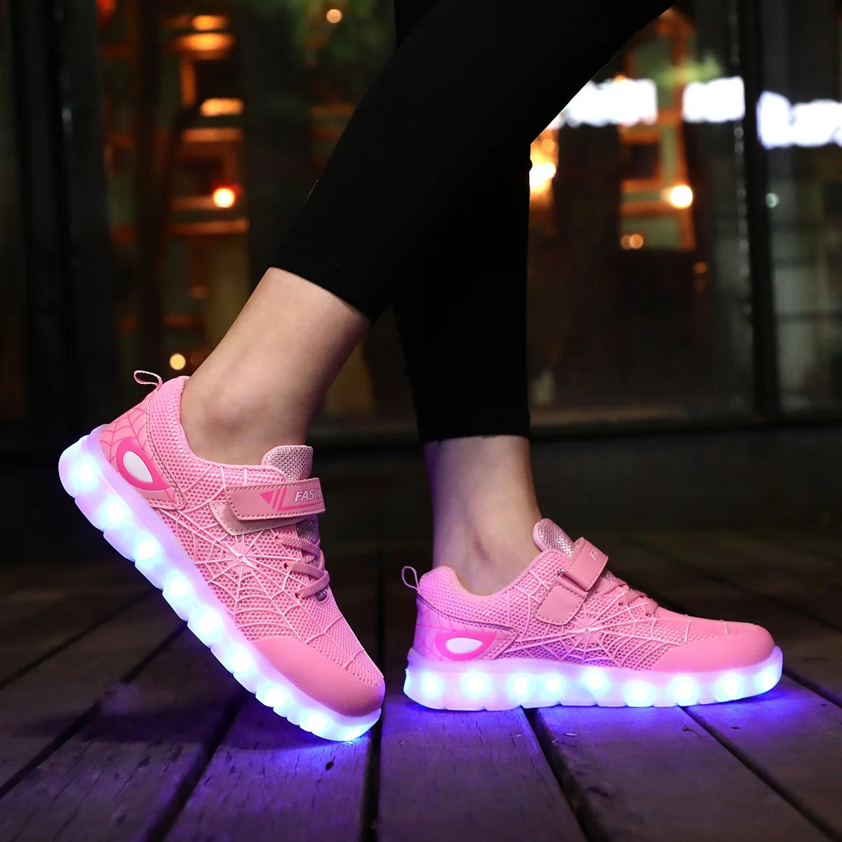 Light Up Shoes (Little Kid 12.5M, Pink/White) F787752
