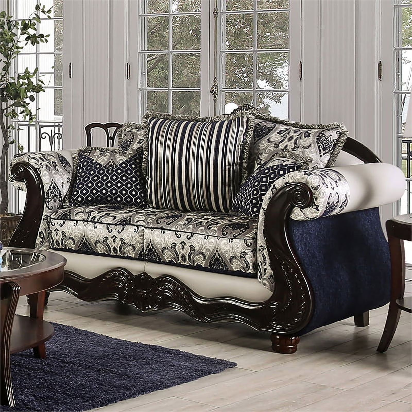 Chenille Upholstered Loveseat with Pillows in Silver L233