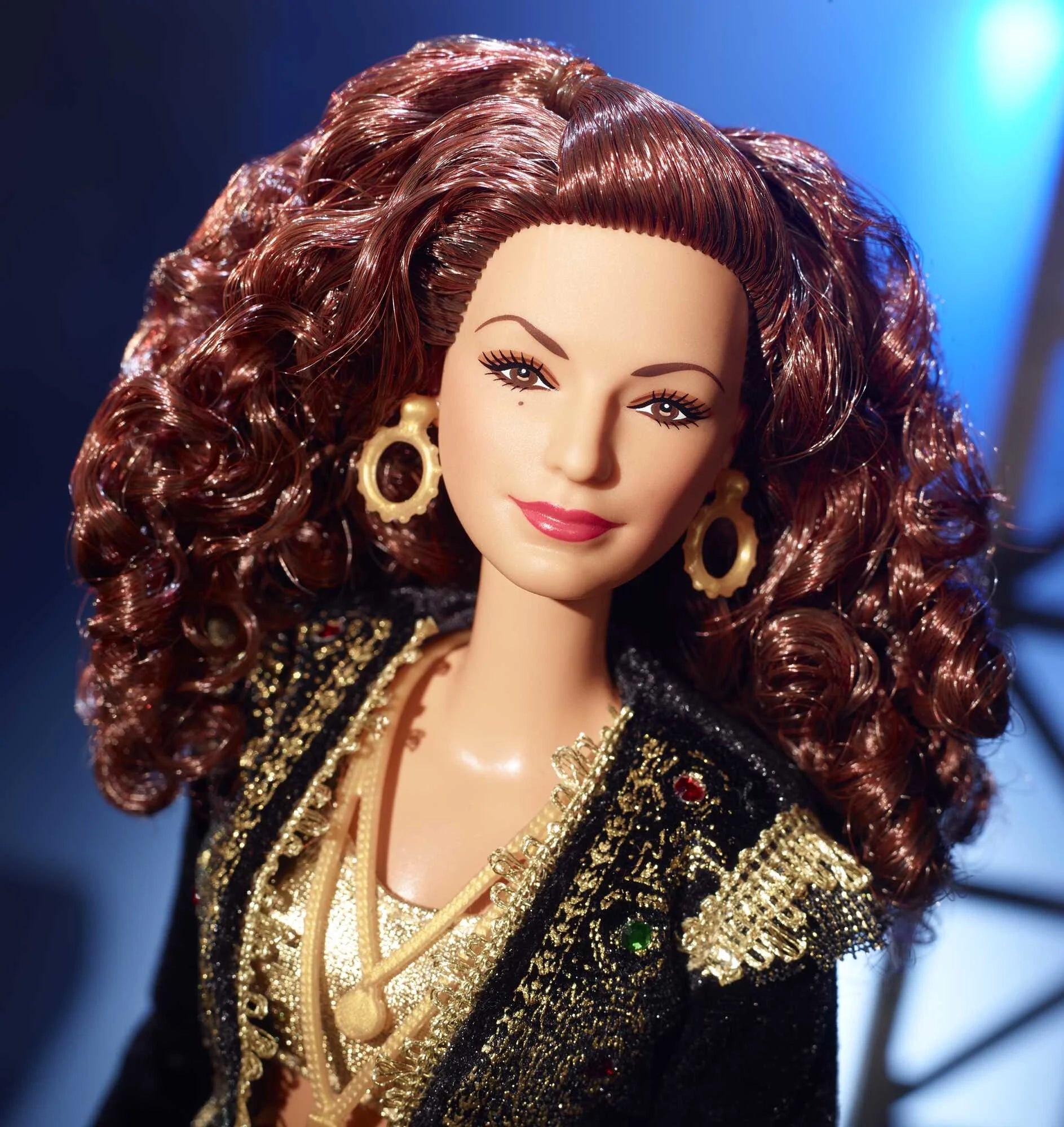 Collectible Doll with Golden Accessories Including Microphone G760428