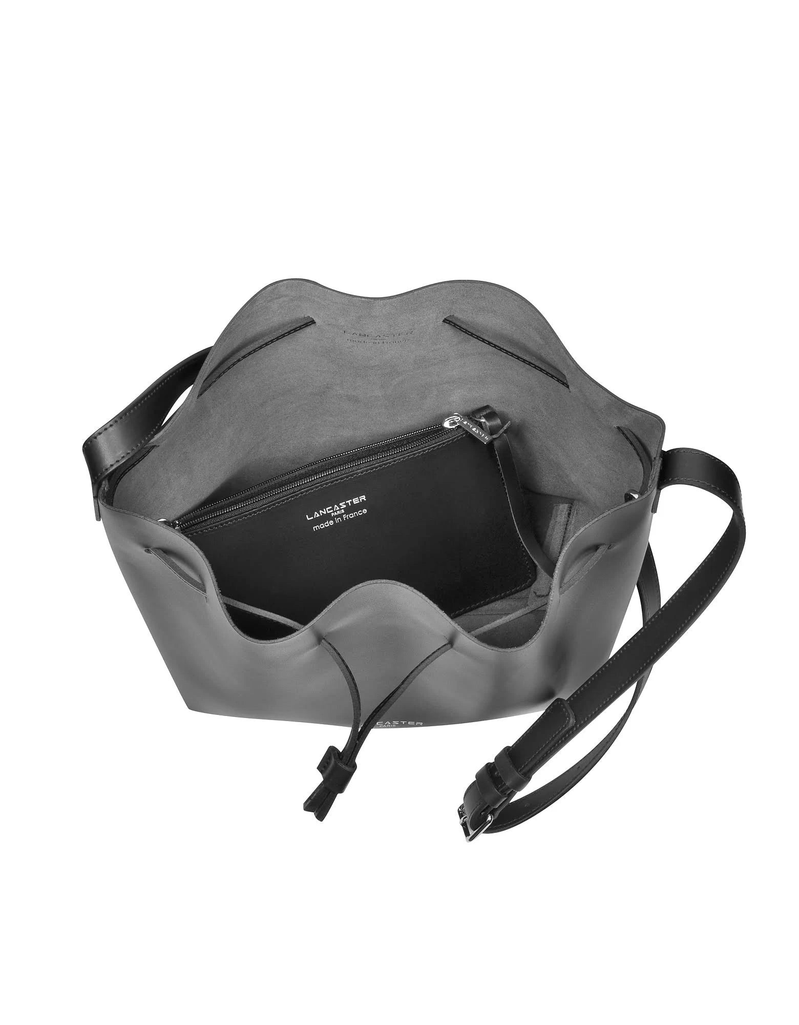 Black Leather Bucket Bag P479308