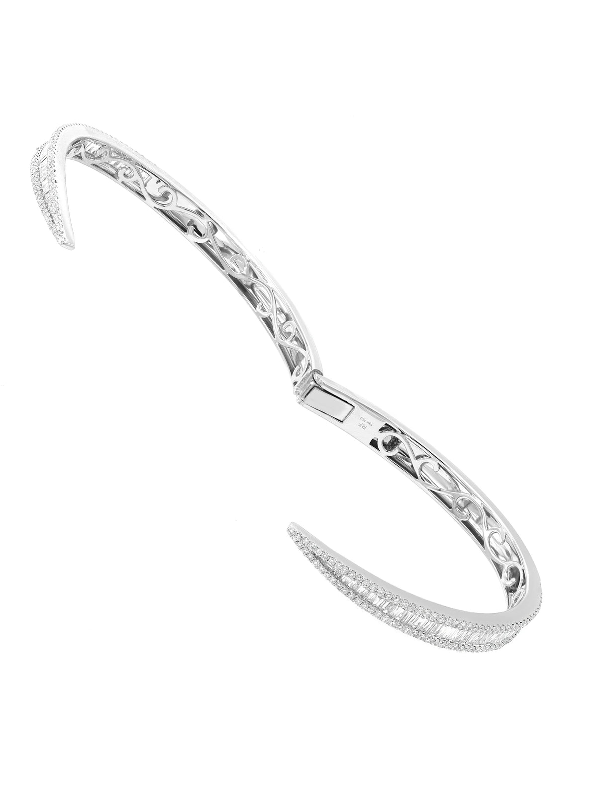 18K White Gold Diamond Bangle Bracelet V3268