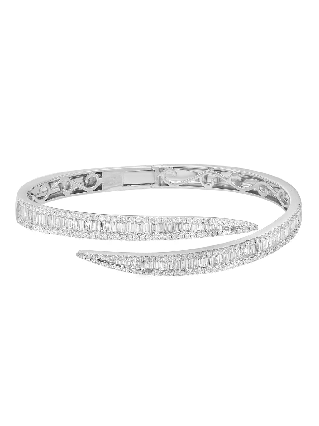 18K White Gold Diamond Bangle Bracelet V3268