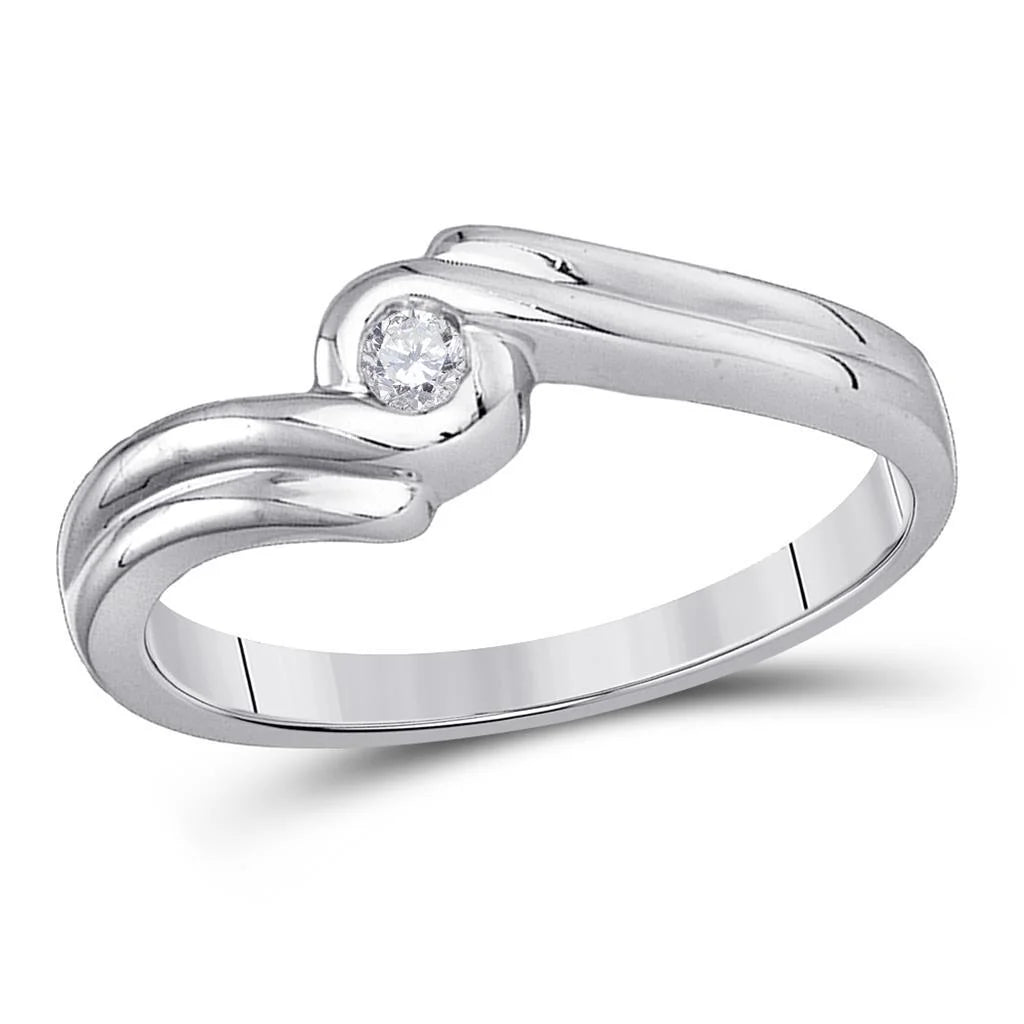 10k White Gold Diamond Solitaire Ring G325