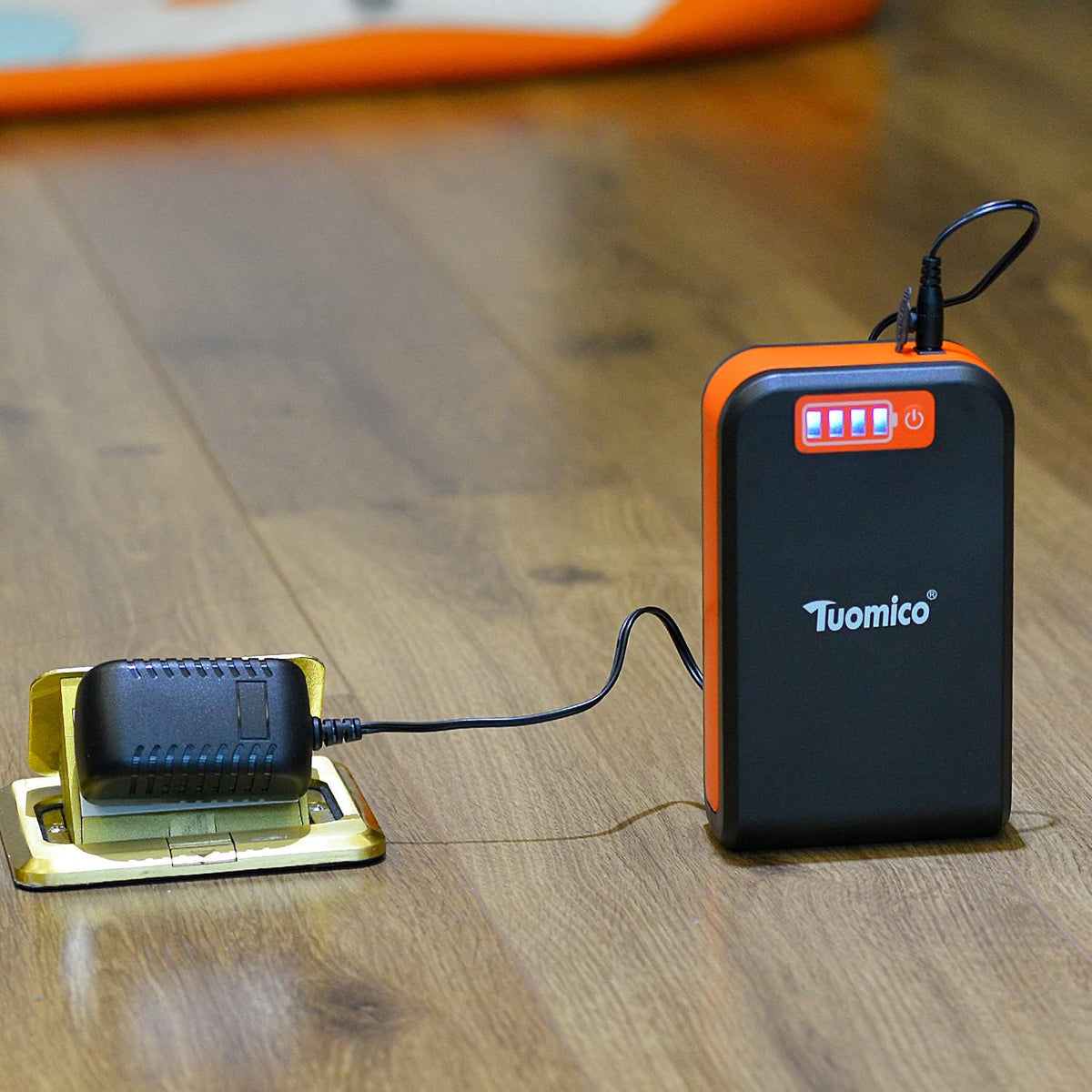 Rechargeable Battery Power Bank DC12V 140W Portable Power Bank T2208