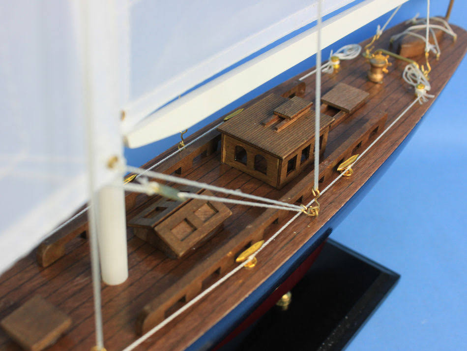 35x22 Wooden Model Sailing Yacht P220