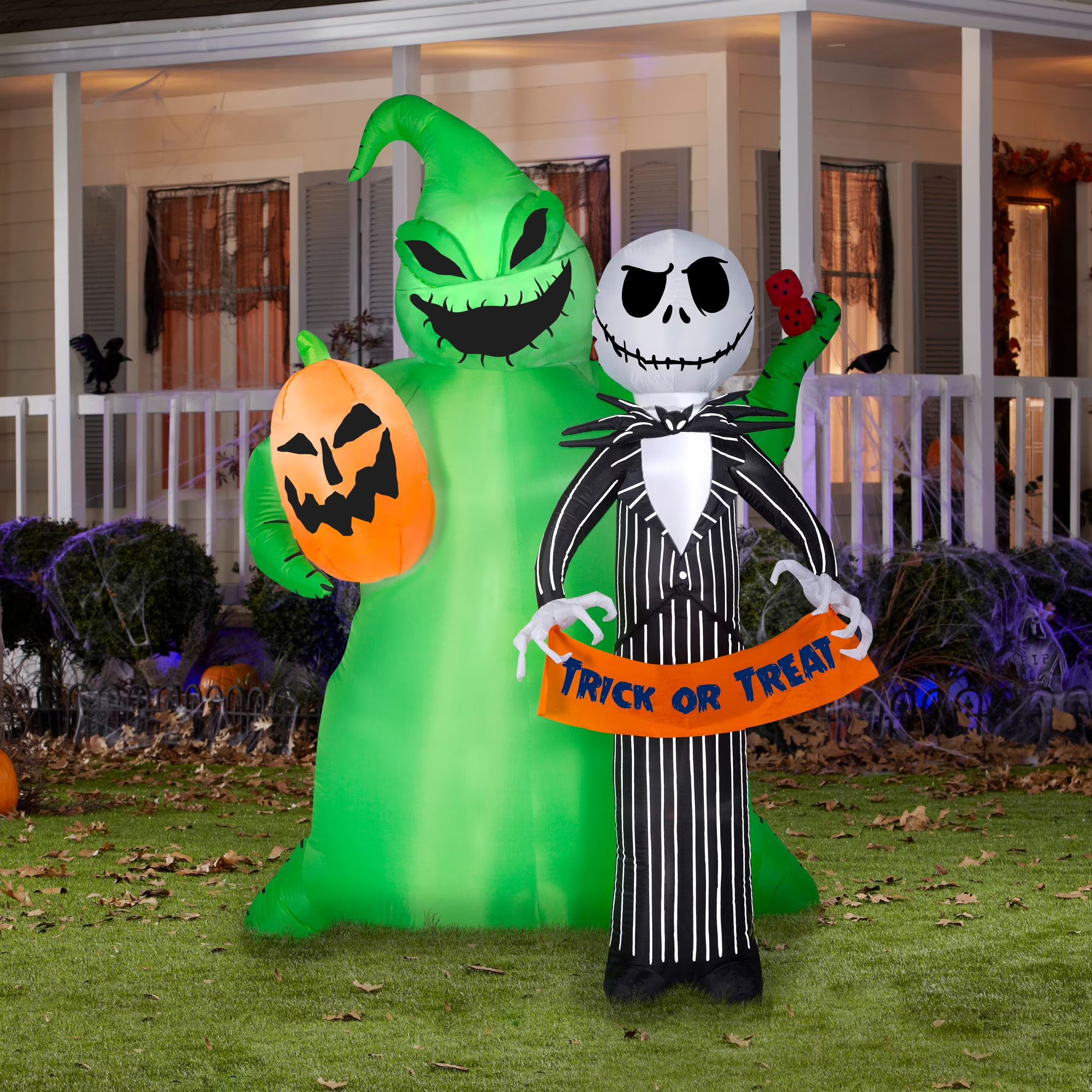 6.5 ft Tall Inflatable Jack Skellington Scene L414