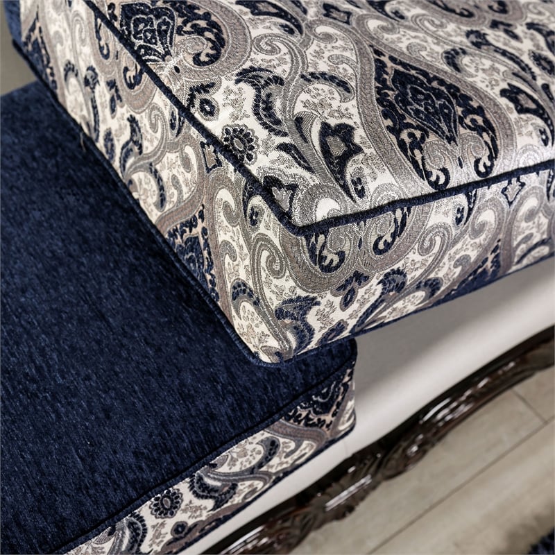 Chenille Upholstered Loveseat with Pillows in Silver L233