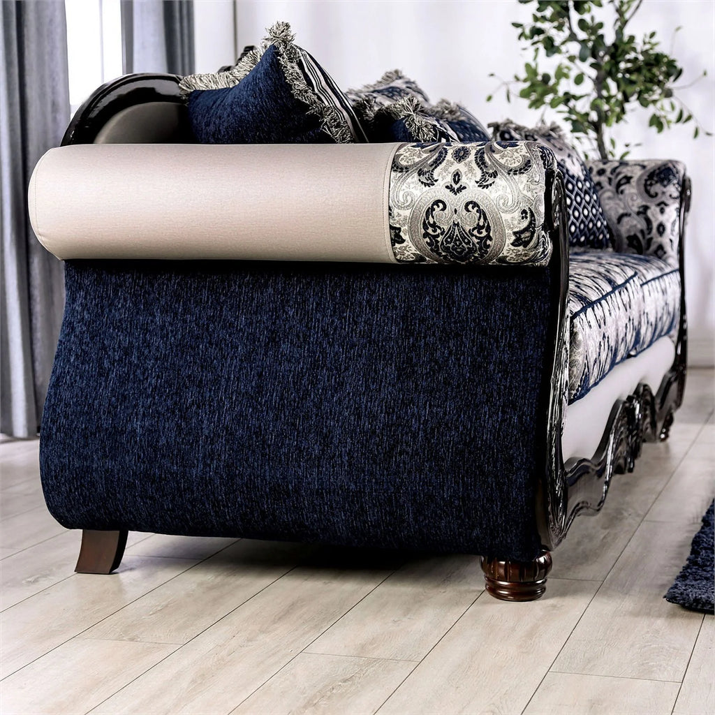 Chenille Upholstered Loveseat with Pillows in Silver L233